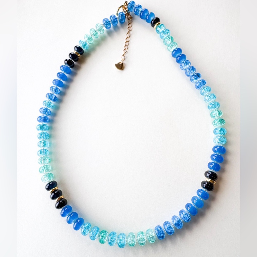 Ocean Gradient Glass Bead Necklace - Blue